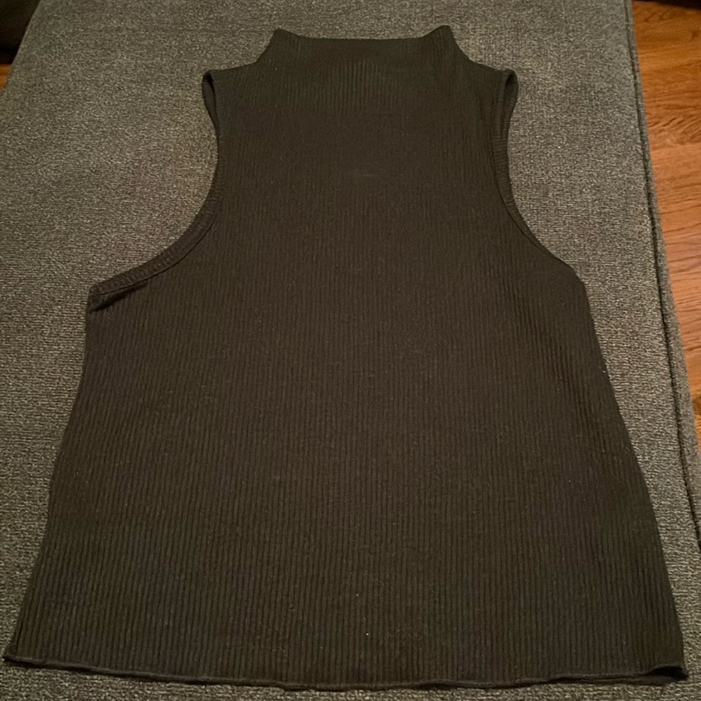 TopShop Turtleneck Mock neck Sleeveless Ribbed Sweater